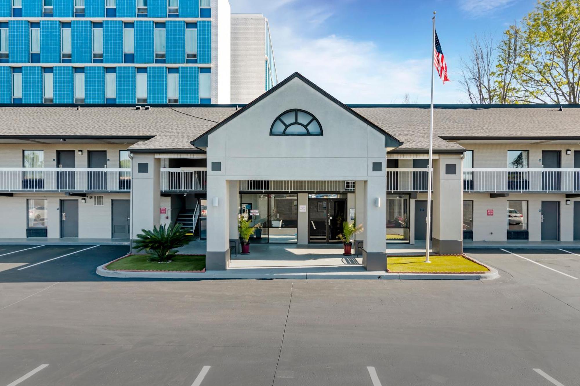 Econo Lodge Augusta, Downtown Extérieur photo